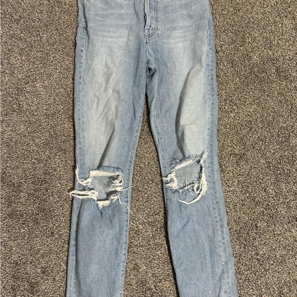 MOTHER Easy Does It Distressed Ankle Jeans size 25
Smoke free home